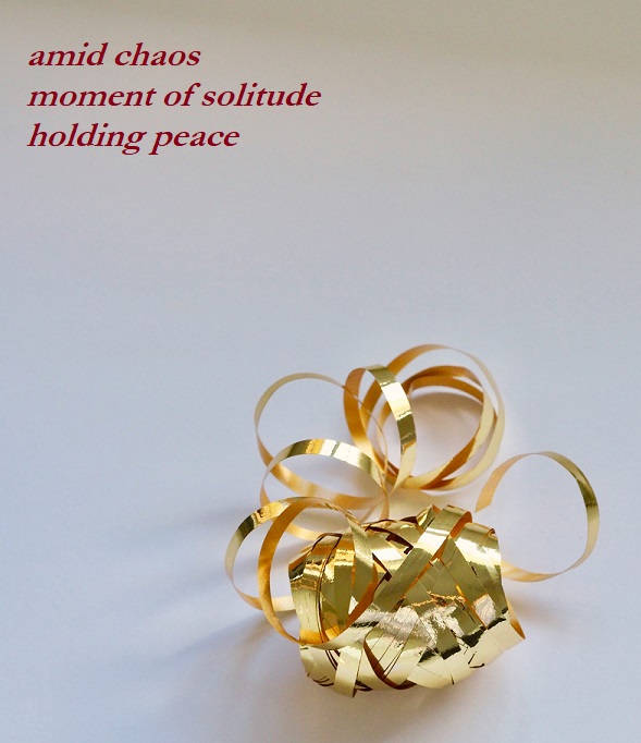 An image of curling ribbon.